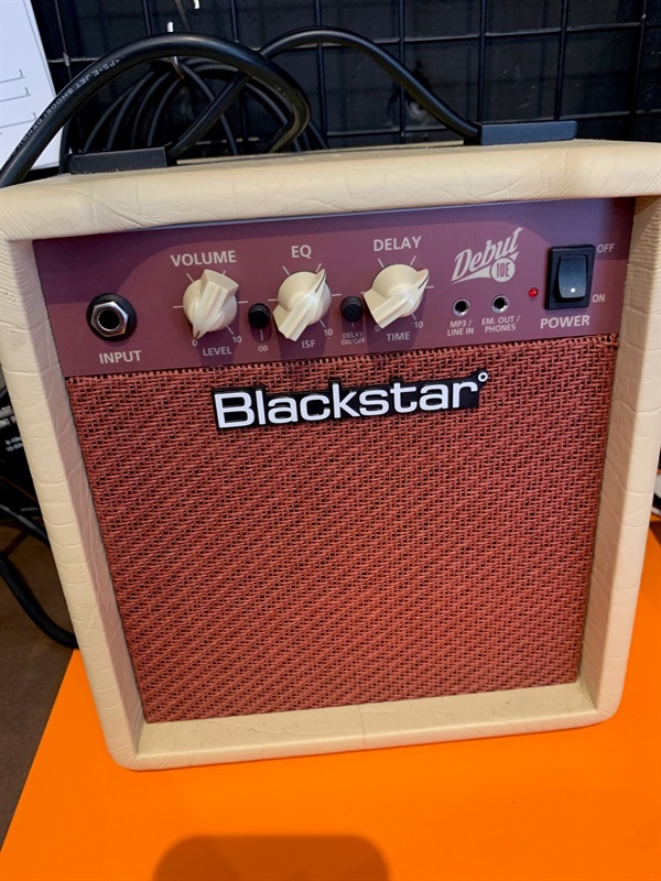 Blackstar Debut lowの画像